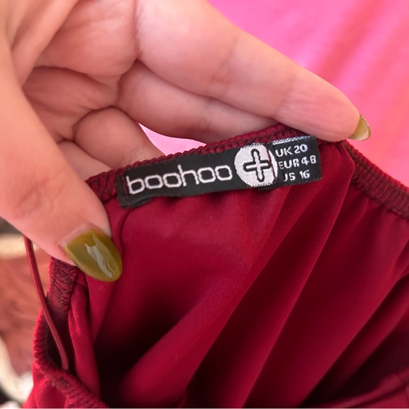 Deep red dress - Picture 2 of 2